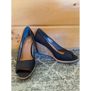 TOM'S Black and Tan Cork Wedges